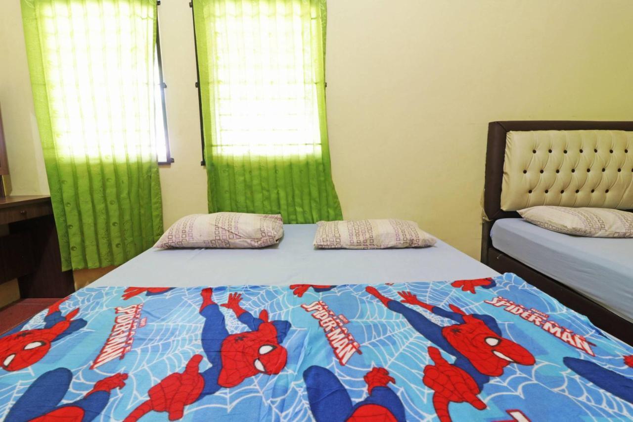 Wisma Cempaka 2 Syariah Hotel Parit  Bagian luar foto